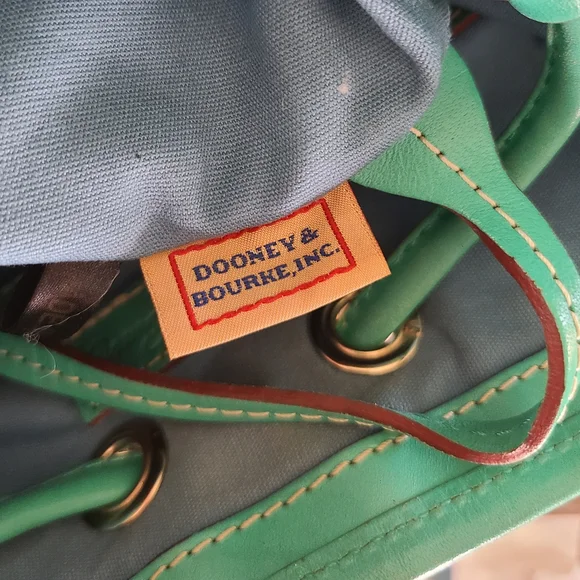 Dooney & Bourke 1975 Signature Paint Splatter Drawstring Bag & Matching Wallet - Picture 12 of 16